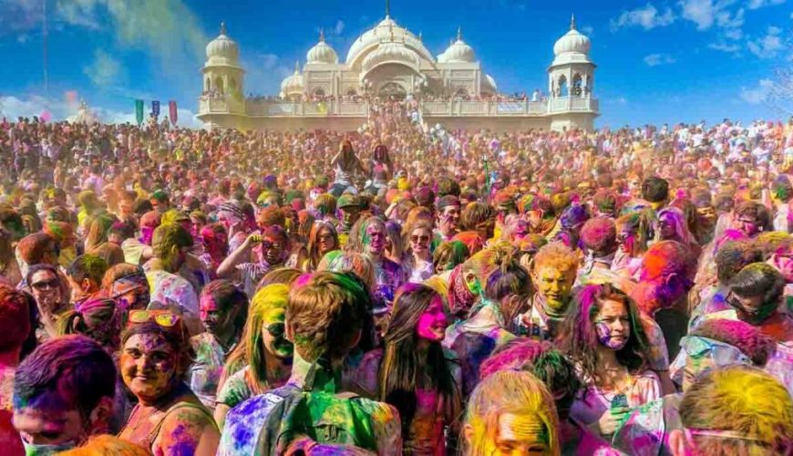 Best Holi Destinations in India 2026 – Celebrate the Festival of Colors in Style