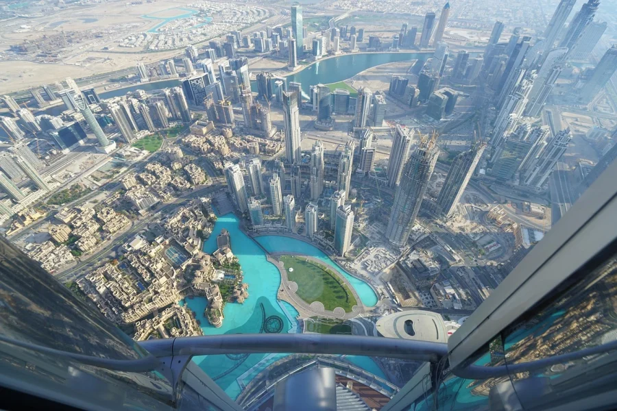 Experience Dubai – The City of Luxury & Dreams