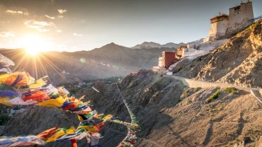 Top 10 Summer Destinations in India 2026 (Budget to Luxury)