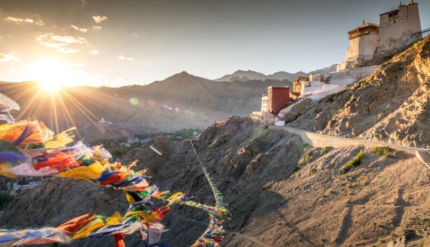 Top 10 Summer Destinations in India 2026 (Budget to Luxury)