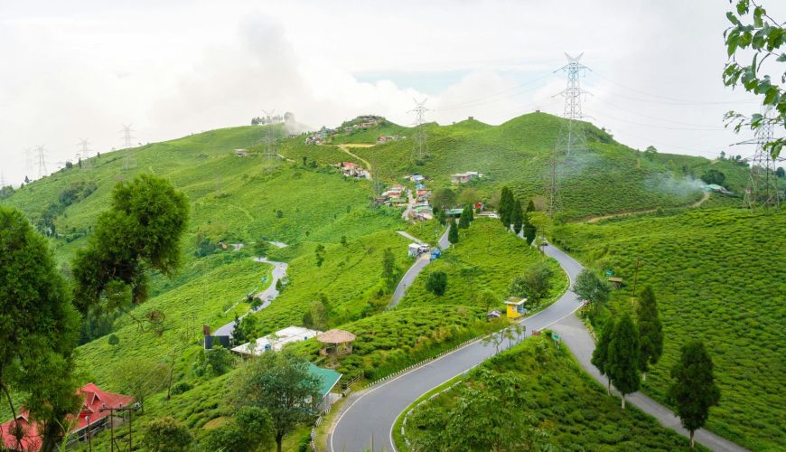 Why Darjeeling & Uttarakhand Tourism Are Trending in 2026