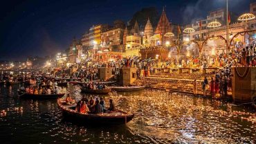 Dev Deepawali in Varanasi 2026: Dates, Best Places and Travel Guide
